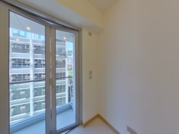薄扶林道63號 2座 (EMERALD HOUSE) E室 西半山